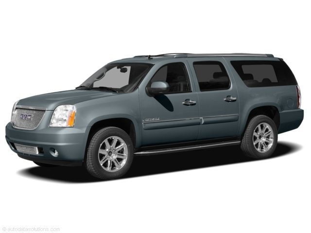 2008 GMC Yukon XL Denali's photo