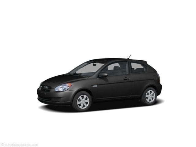 2009 Hyundai Accent SE's photo