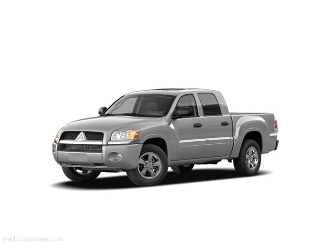 2009 Mitsubishi Raider's photo
