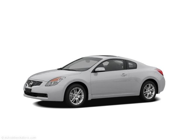 Nissan Altima's photo