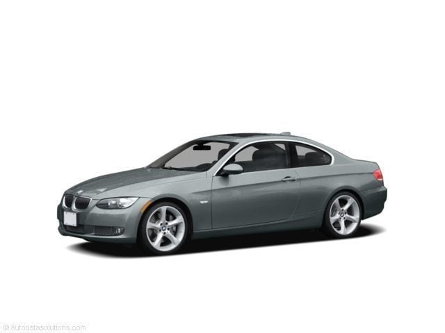 2010 BMW 3 Series 328i's photo