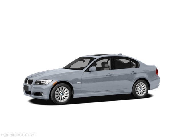2010 BMW 3 Series 328i xDrive Sedan's photo