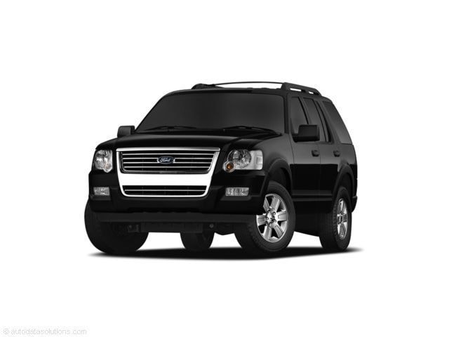 2010 Ford Explorer XLT's photo