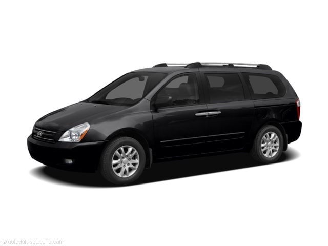 2010 Kia Sedona LX's photo