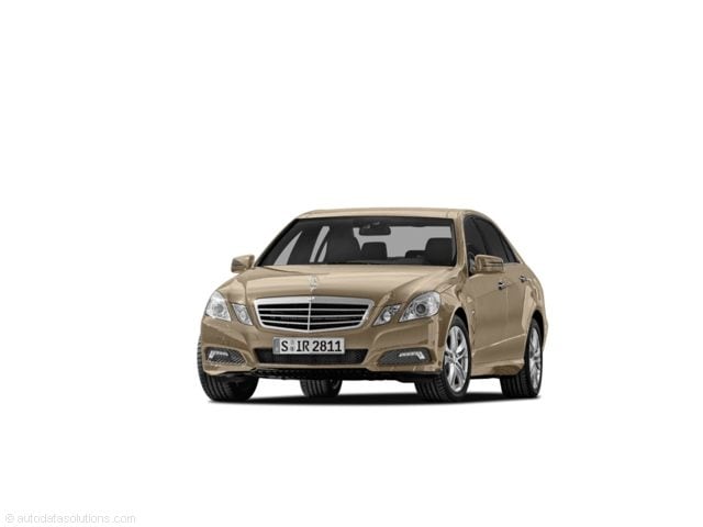 2010 Mercedes-Benz E-Class's photo