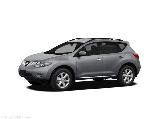 2010 Nissan Murano LE's photo