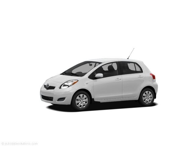 2010 Toyota Yaris Base's photo