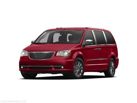 2011 Chrysler Town & Country Touring-L Van