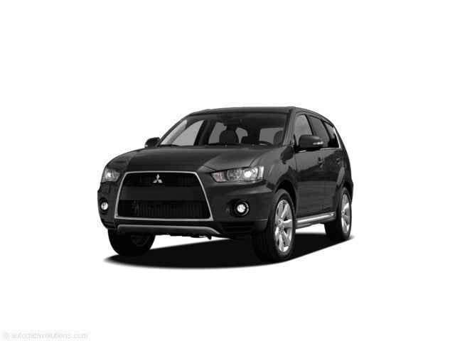 2011 Mitsubishi Outlander  2011 Mitsubishi Outlander