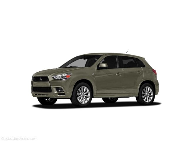 2011 Mitsubishi Outlander Sport ES's photo