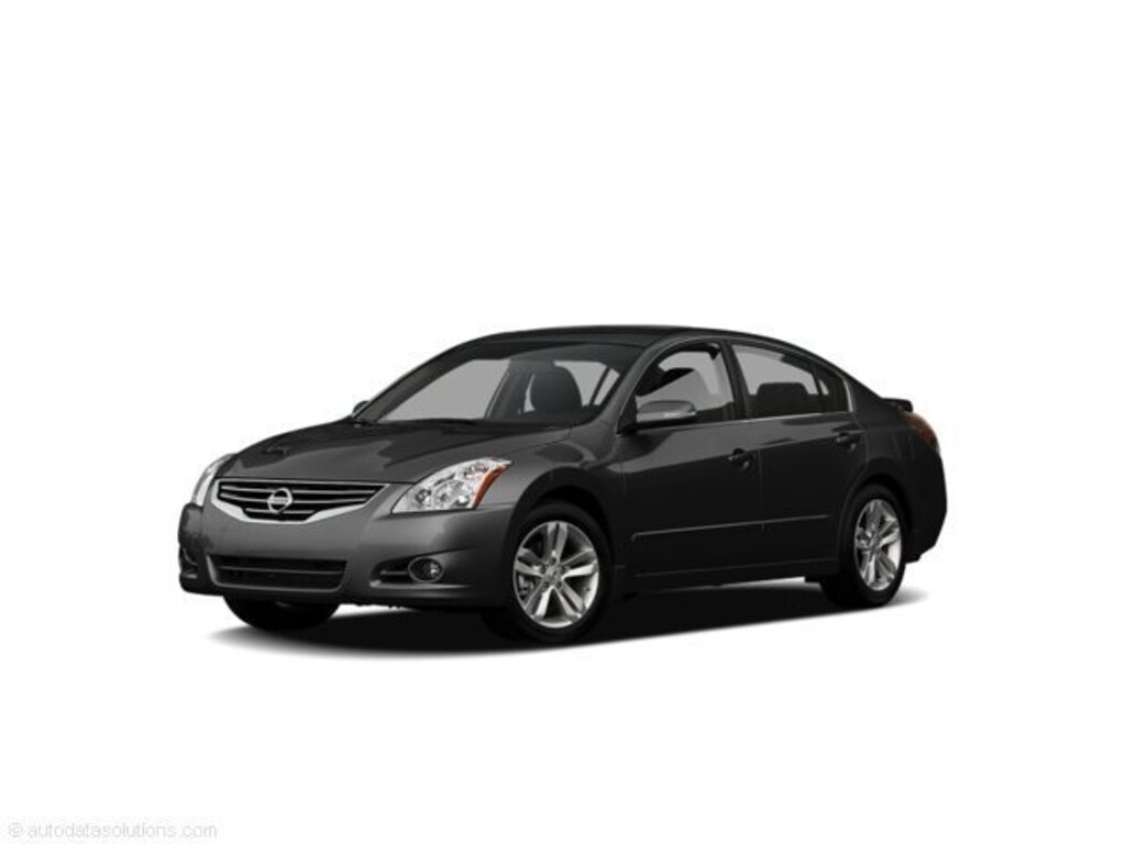 Used 2011 Nissan Altima 3.5 SR Sedan