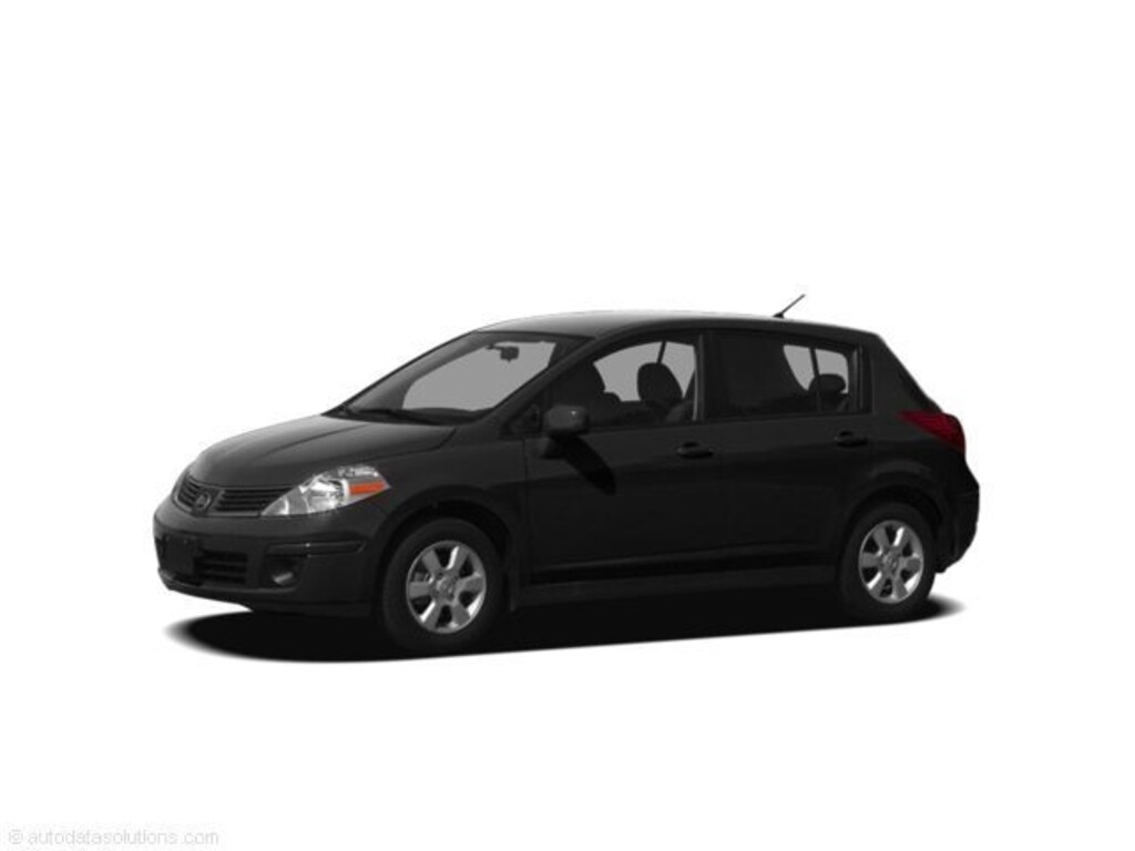 Used 2011 Nissan Versa 1.8 SL Hatchback