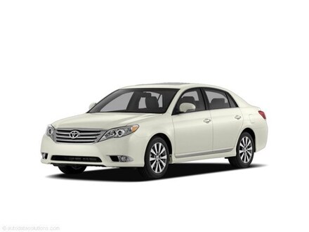 2011 Toyota Avalon Limited Sedan