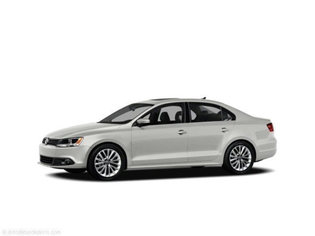 Used 2011 Volkswagen Jetta SEL Sedan