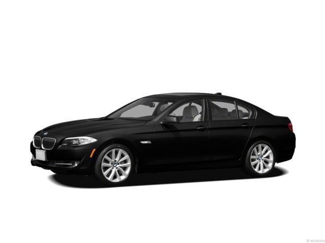 2012 BMW 5 Series 550i Sedan's photo