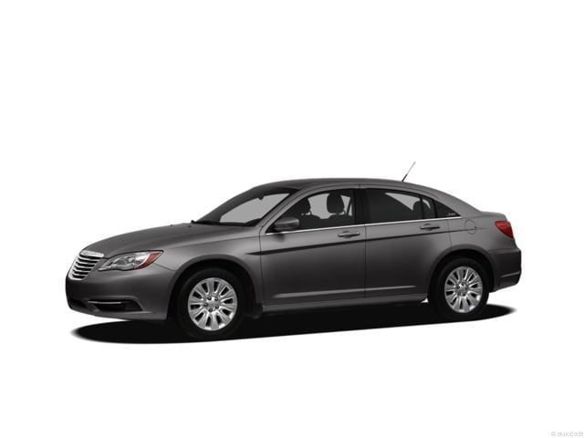 2012 Chrysler 200 Touring's photo