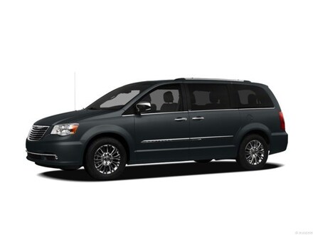 2012 Chrysler Town & Country Limited Minivan/Van