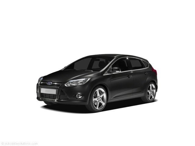 2012 Ford Focus Titanium Hero Image