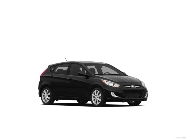 2012 Hyundai Accent GS's photo