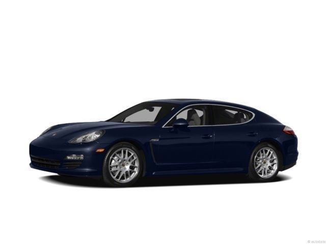 2012 Porsche Panamera 4S's photo