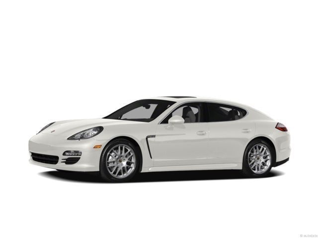 2012 Porsche Panamera Turbo's photo