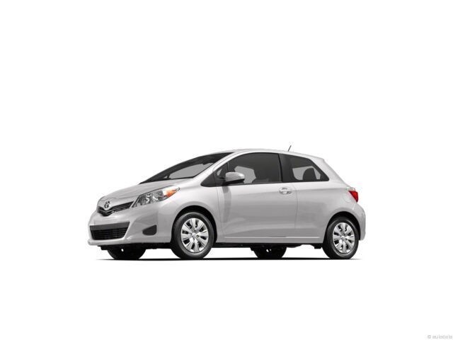 2012 Toyota Yaris LE 3-Door Liftback AT's photo