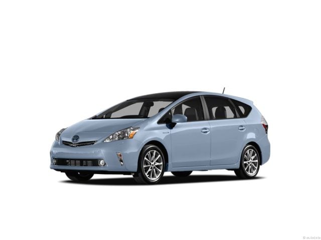 Toyota Prius v's photo