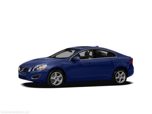 Volvo S60's photo