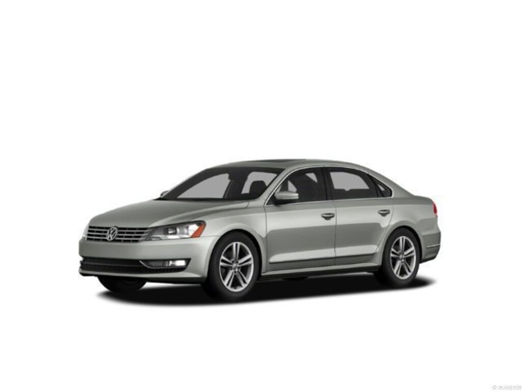 Used 2012 Volkswagen Passat 2.5 SEL Sedan