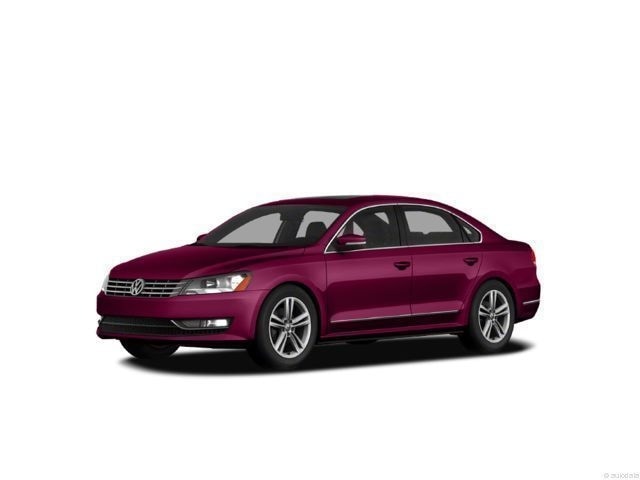 2012 Volkswagen Passat's photo