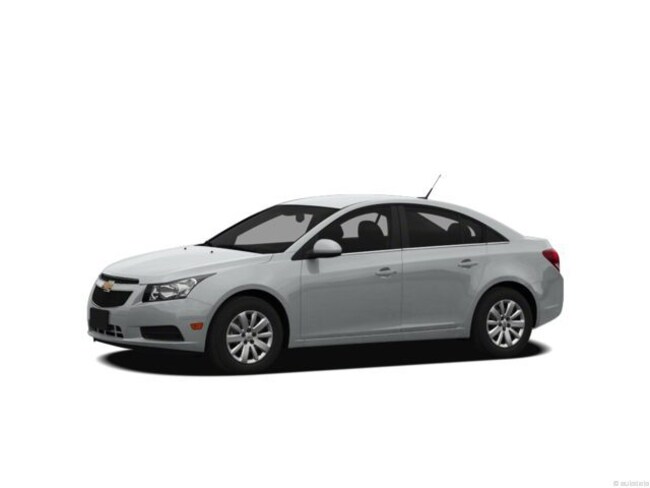 2013 Chevrolet Cruze LS Auto Sedan