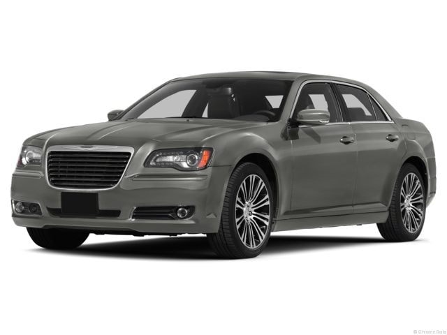 2013 Chrysler 300 S's photo