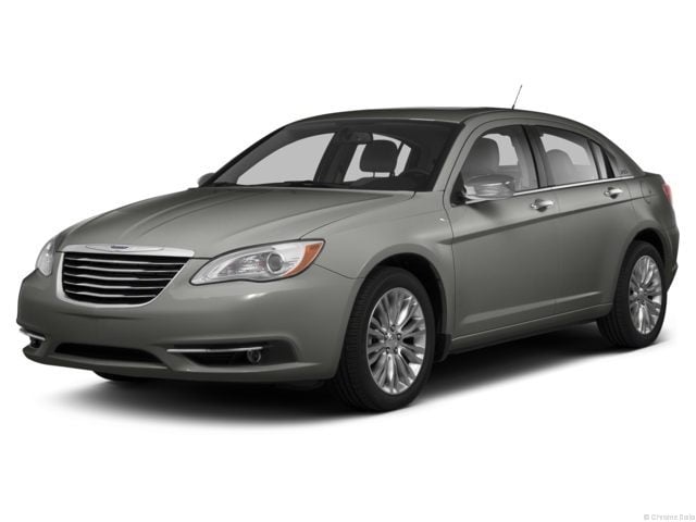 2013 Chrysler 200 Limited's photo