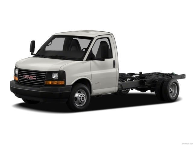 2013 GMC Savana's photo