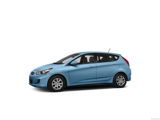2013 Hyundai Accent GS 5-Door 6-Speed Automatic's photo