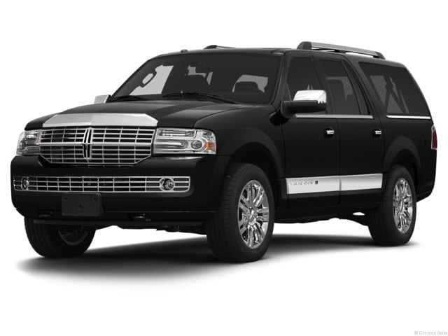 2013 Lincoln Navigator Base's photo
