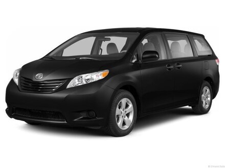 2013 Toyota Sienna XLE Van