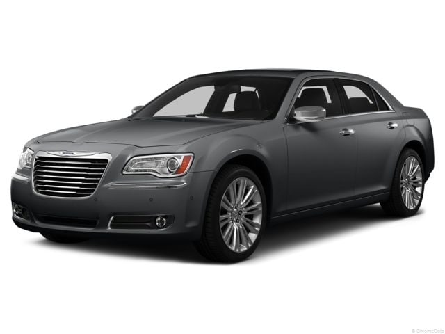 2014 Chrysler 300 C's photo