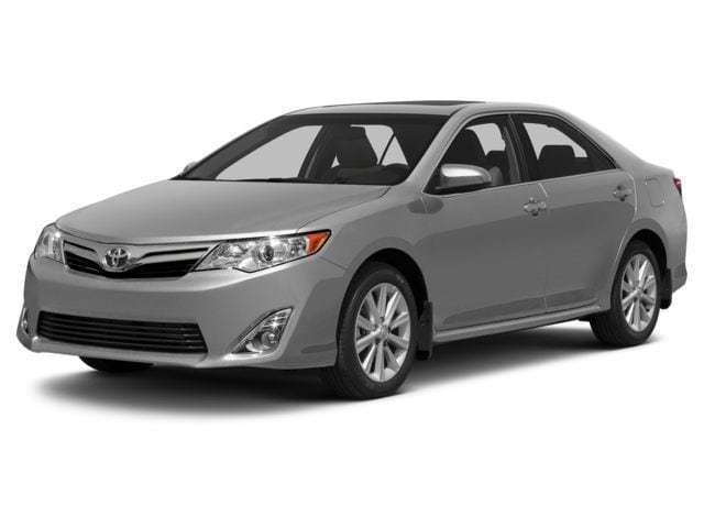 2014 Toyota Camry LE Hero Image
