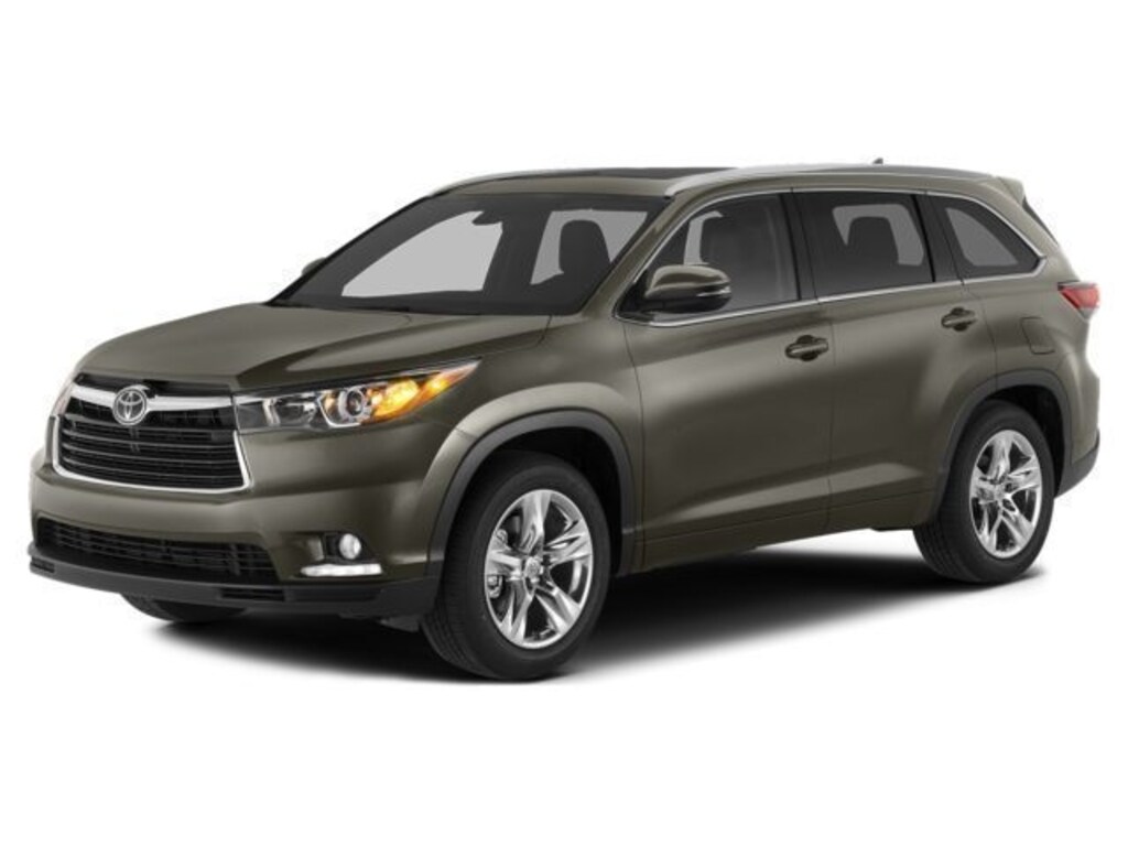 Used 2014 Toyota Highlander LE Plus V6 SUV