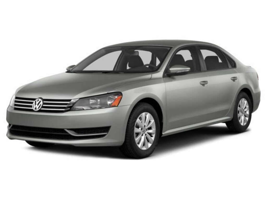 Used 2014 Volkswagen Passat 1.8T S w/PZEV 4dr Car