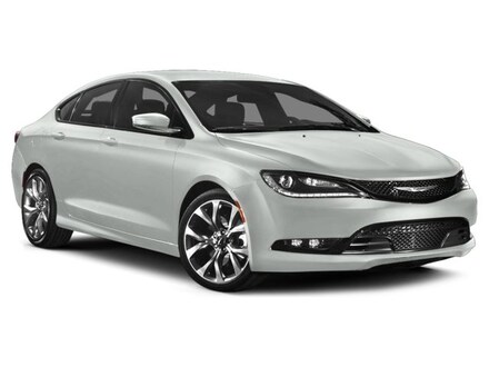 2015 Chrysler 200 S Sedan