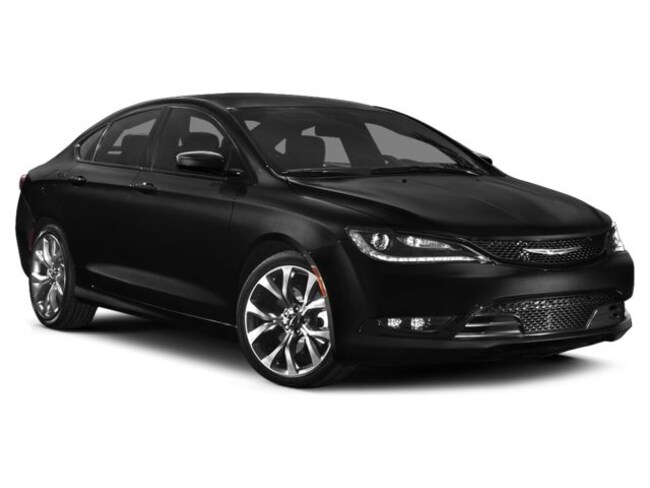 2015 Chrysler 200 S Sedan