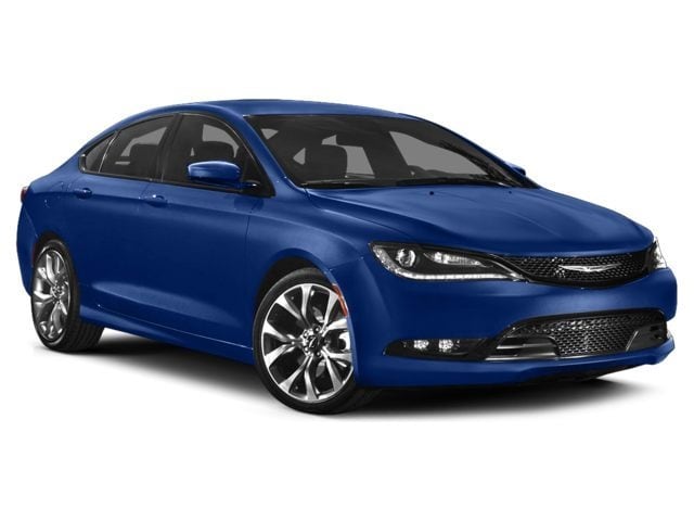 2015 Chrysler 200 S's photo