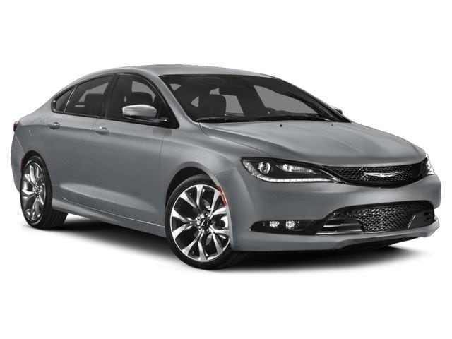 2015 Chrysler 200 S's photo