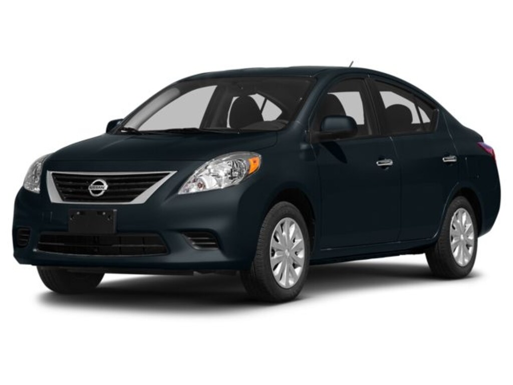 Used 2015 Nissan Versa 1.6 S Sedan