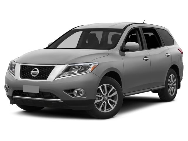 2015 Nissan Pathfinder SV 2WD's photo