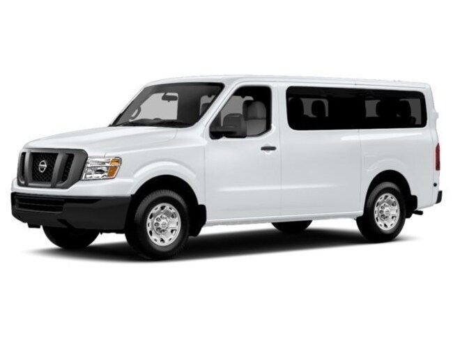 2015 Nissan NV Passenger NV3500 HD SV 3500 V8