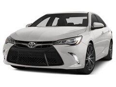 2015 Toyota Camry SE Sedan