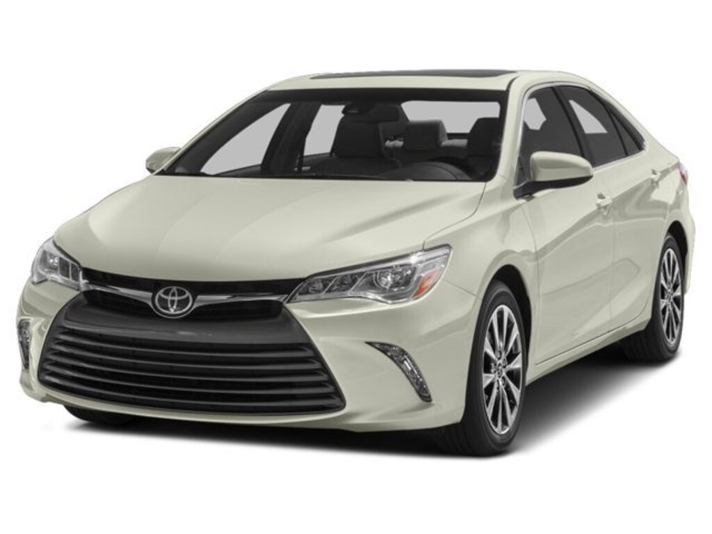 Used 2015 Toyota Camry XLE Sedan